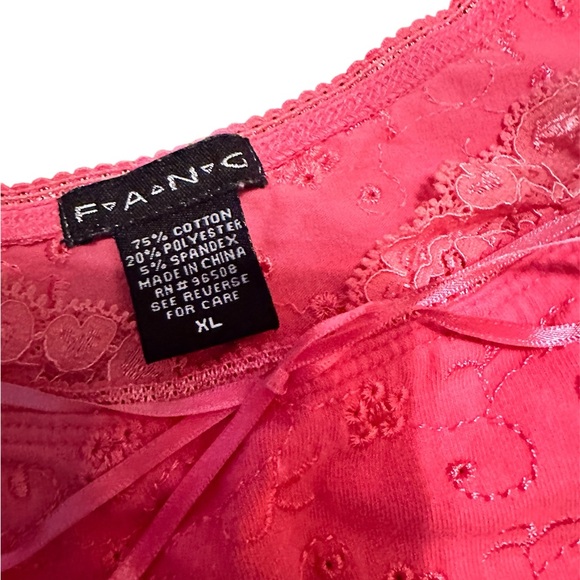 Fang Vintage Y2K Pink Tank Top - Picture 3 of 3